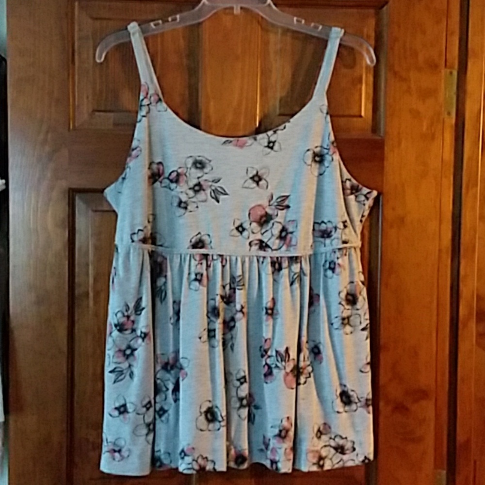 Super soft fully lined gray floral babydoll